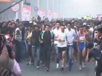 News video: Celebrities run for underprivileged children